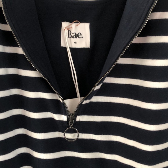 Bae nursing maternity dress - Picture 3 of 4